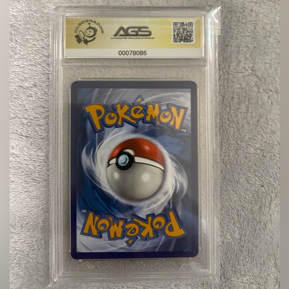 Full Art Glaceon Vmax Graded 9.5 Mint - Picture 2 of 3